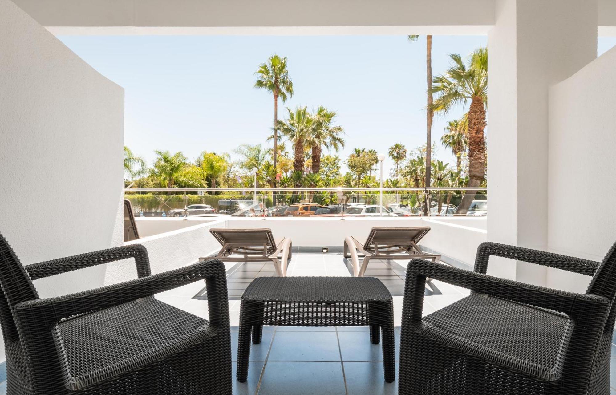 Quadruple Room Pool View